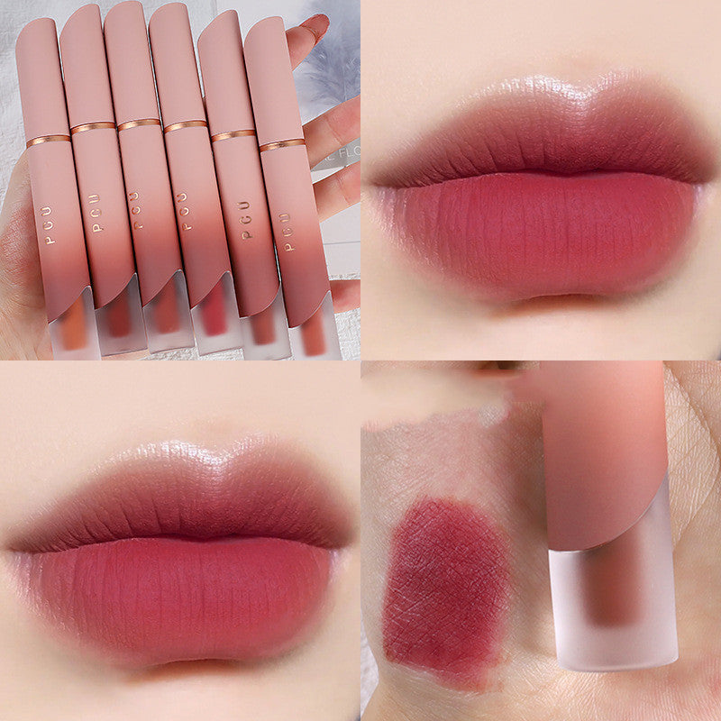 Rouge à lèvres et joues Blush mat antiadhésif blanc