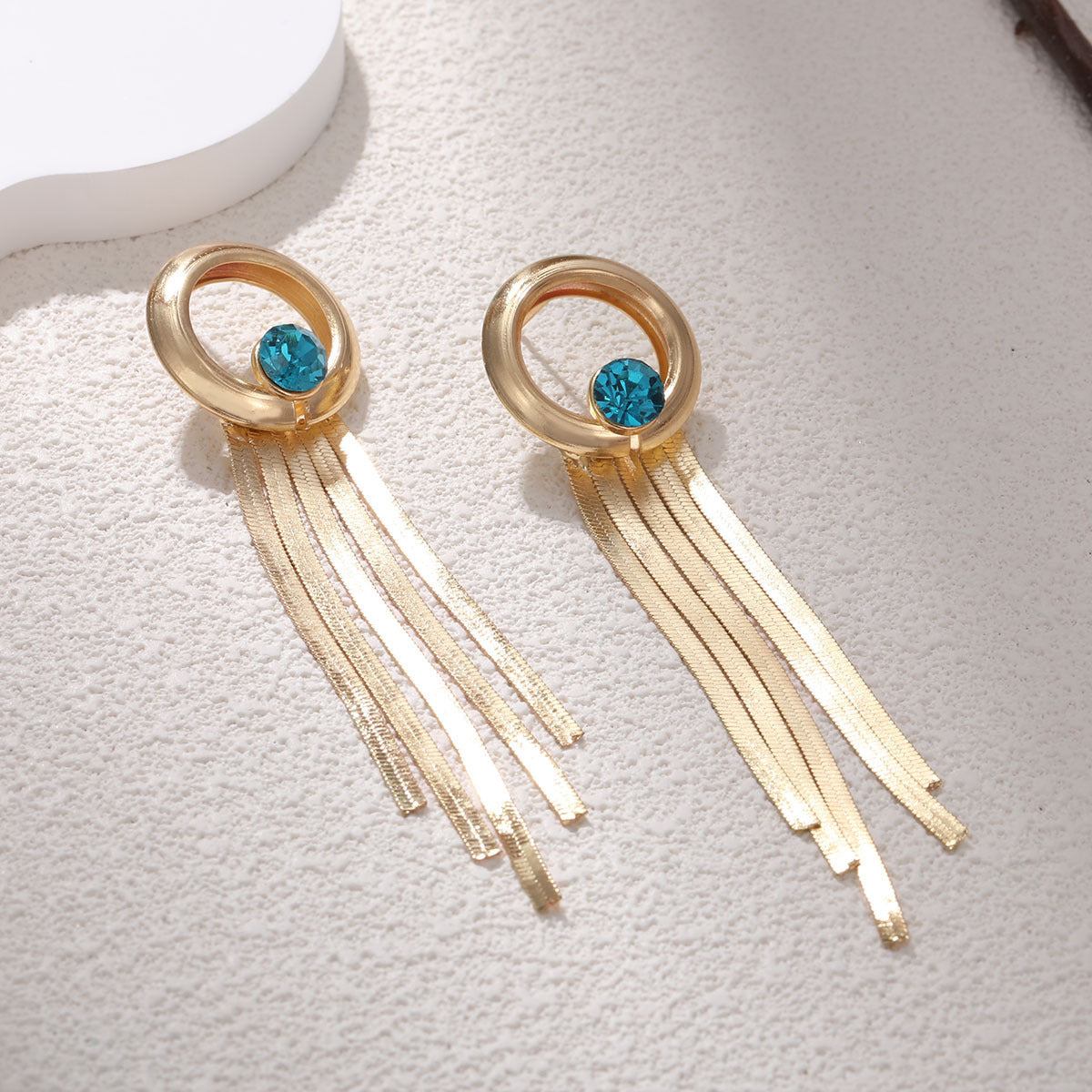 Inlaid Zircon Diamond Heart Earrings Ladies Tassel